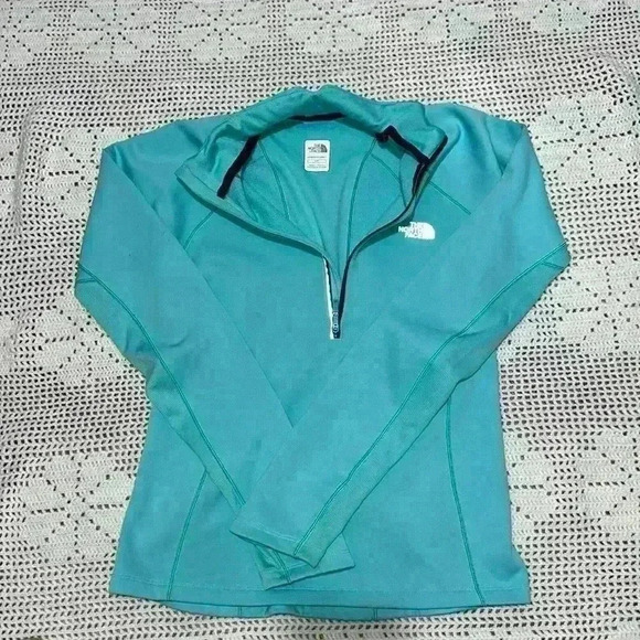 Northface jacket size small. - Picture 2 of 8